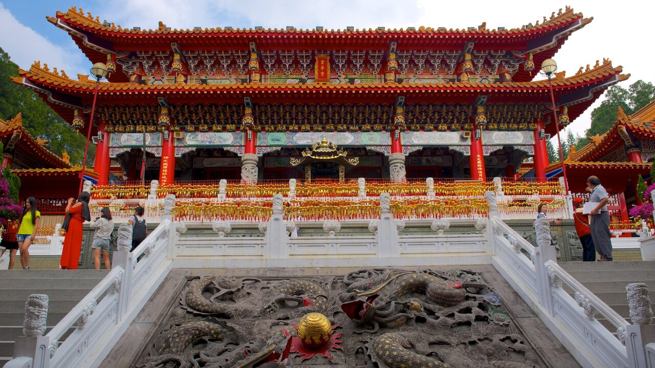 Văn Võ Miếu - Nơi thờ Khổng Tử và Quang Công | Tripzone